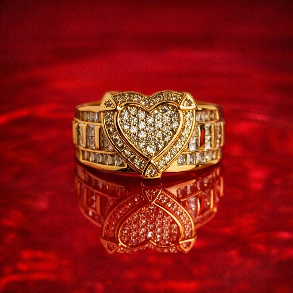 Gold Heart Ring - Size 8